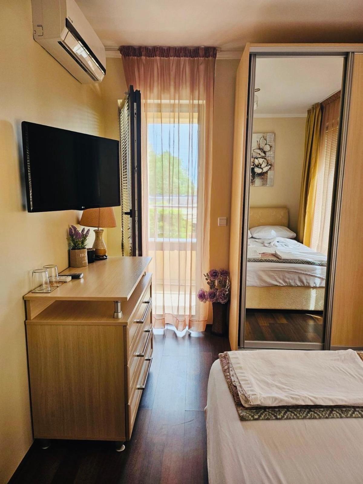 Apartment 7 And Studio 2 Quietly And Peaceful Place To Relax Sozopol Exterior photo
