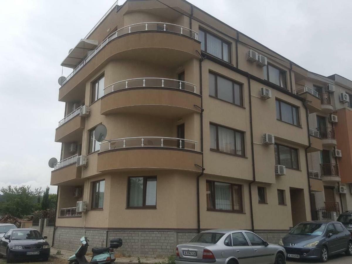 Apartment 7 And Studio 2 Quietly And Peaceful Place To Relax Sozopol Exterior photo